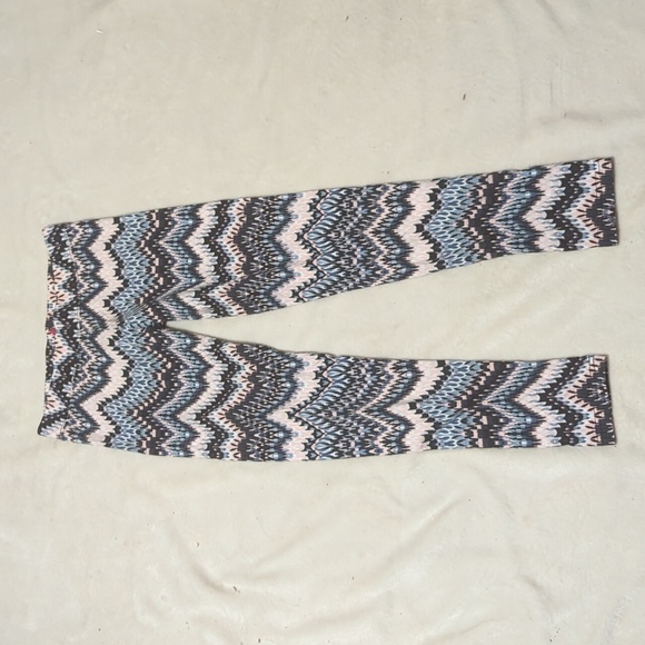 Invite only woman's leggings size medium - Picture 1 of 7